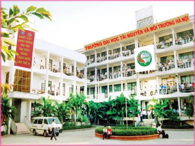 Cooperating with Hanoi University of Natural Resources and Environment in researching and accepting interns